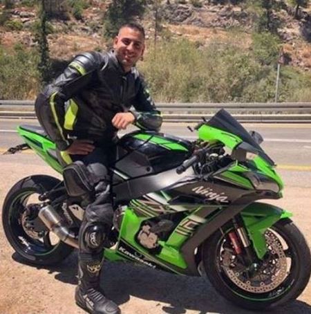 مصرع الشاب ايهاب صبحي جبر إثر انزلاق دراجة نارية على شارع 38 بمنطقة القدس